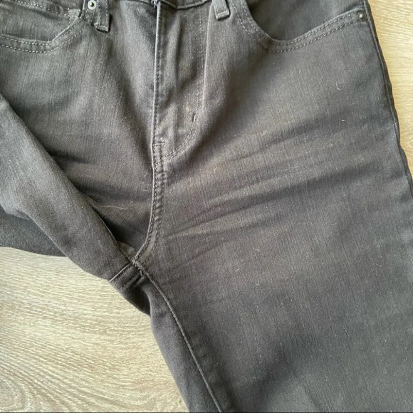 Levi’s 721 Ripped High Waist  Cropped Raw Hem Skinny Jeans - Picture 8 of 16